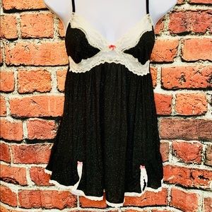 Victoria’s Secret Black sparkle cami babydoll M